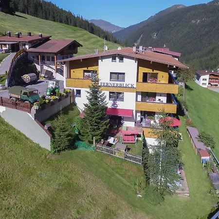 Fernerblick Apartments Guest house 3*