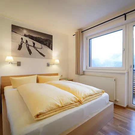 Fernerblick Apartments Guest house Tux