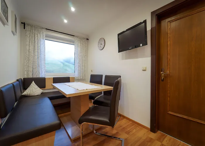 Konukevi Fernerblick Tux